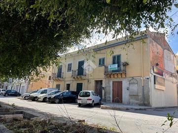 CASA INDIPENDENTE A PALERMO