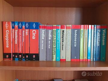 Guide EDT lonely planet.  in blocco 109