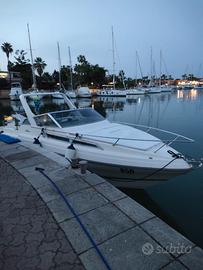 CRANCHI Cruiser visibile a Portorosa(ME