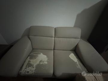 divano rovinato Cervignano del friuli 20€