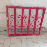 grata in ferro + finestrino 