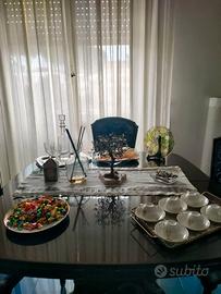 Tavolo allungabile stile inglese con 4 sedie