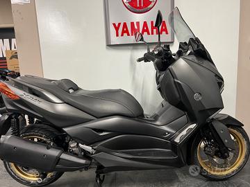 Yamaha X-Max 300 Tech Max