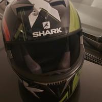 Casco SHARK