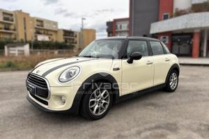 MINI Mini 1.5 Cooper D 5 porte