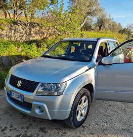 Suzuki Grand Vitara 1.9 Ddis 4x4 gancio traino omo