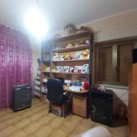 ARMADIO A PONTE SCRUVANIA E SEDIA IN PELLE