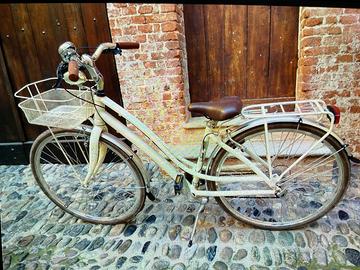 Bicicletta da donna montana