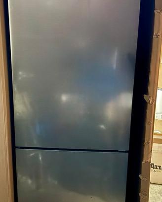 Frigorifero Candy CCE4T618EX per pezzi di ricambio