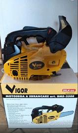 Motosega con motore a scoppio da 25 NUOVA