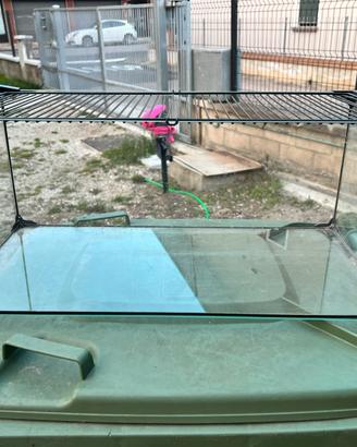 Acquario per tartarughe e accessori