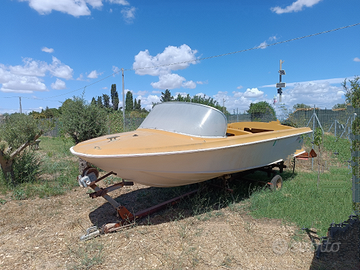 Barca in vetroresina 5 metri Ranger