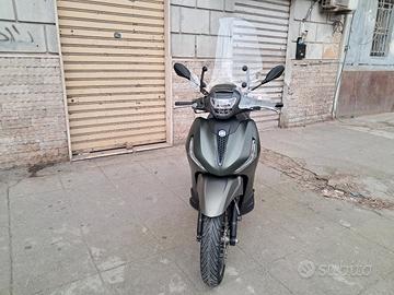 piaggio beverly 400s 