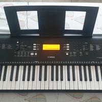 Tastiera Yamaha PSR-EW300