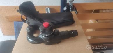 Portabici su gancio traino in dotazione 