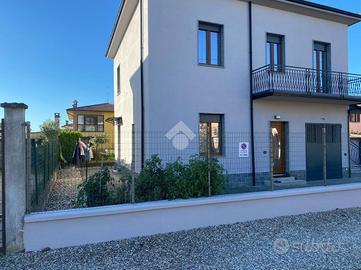 VILLA SINGOLA A PAVIA