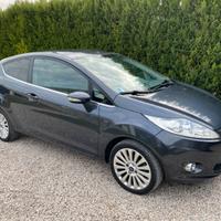 Ford Fiesta 1.4 GPL e Benzina