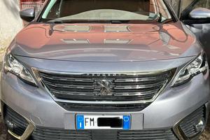 Peugeot 5008 2017 7 posti Allure
