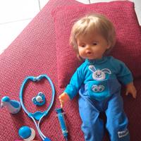 giocattoli e zaino come da foto