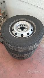 Cerchi e gomme Fiat ducato 215 70 r15 M+S