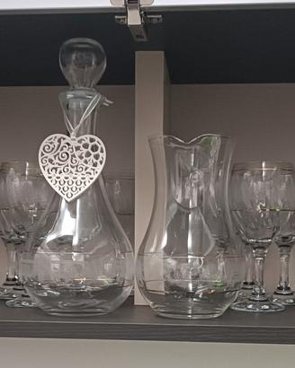 Corredo  di bicchieri di cristallo da 12. Nuovo