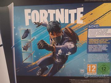 Playstation 5 Nuova con bundle fortnite