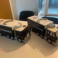 Camion carabinieri micromachine