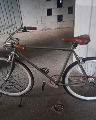 bici  sportiva 