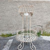 fioriera portapiante in ferro  in stile vintage