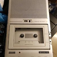 Mangiacassette e cassette