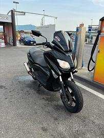 Yamaha xmax 125 cc