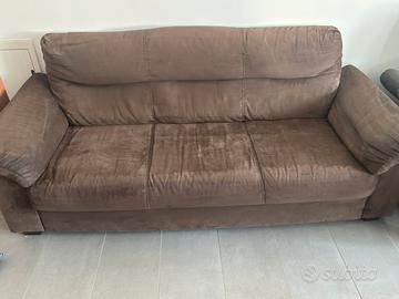 Divano tre posti in velluto