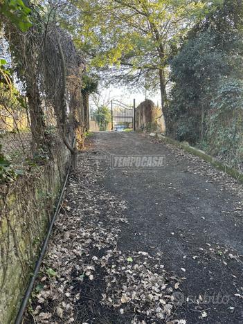 TERRENO EDIFICABILE PER PIU' VILLE ARANOVA