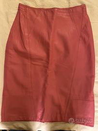 Gonna in pelle rosa