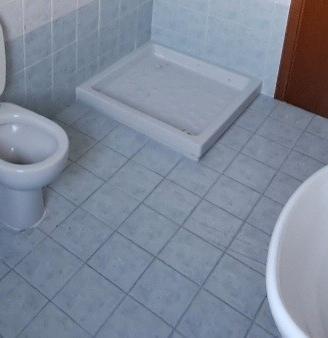 Trio sanitari per bagno