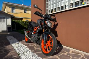 KTM 390 Duke 2023
