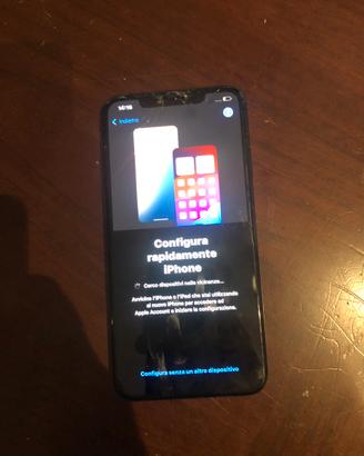 IPhone XS Max e x ricambi o per chi del settore