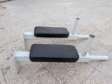 Dip station da muro solida per tricipiti e petto