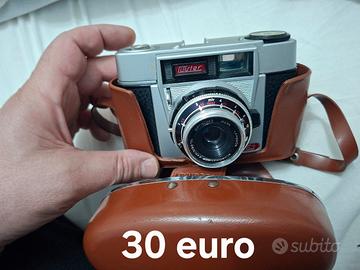 macchina fotografica vintage perfetta funzionale 