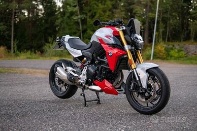 Bmw f900r