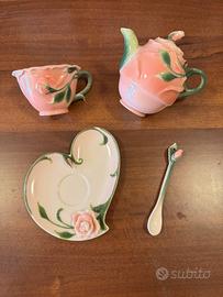 Set da tè in ceramica rosa