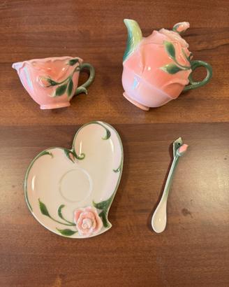 Set da tè in ceramica rosa