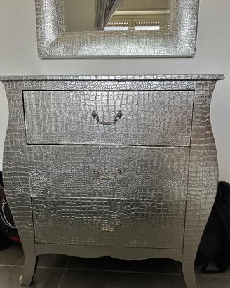 Cassettiera con specchio