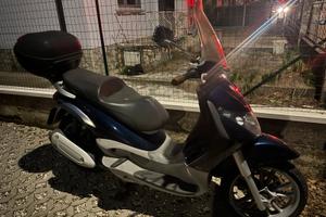 Scooter piaggio beverly  250 ie