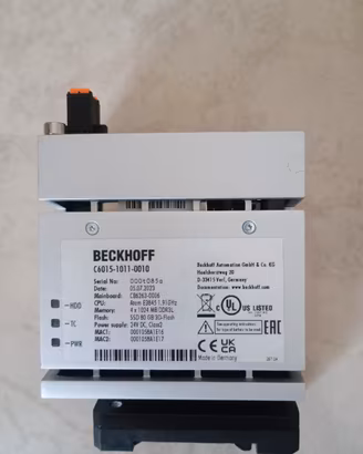 PC industriale BECKOFF C6015-1011-0010