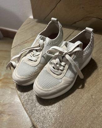 Scarpe con tacco da passeggio