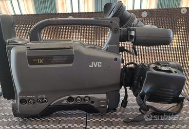 JVC GY-DV500 Mini DV professionale.
