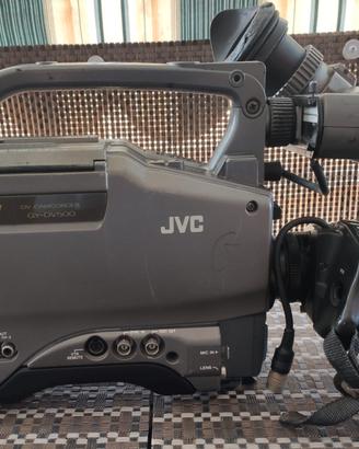 JVC GY-DV500 Mini DV professionale.