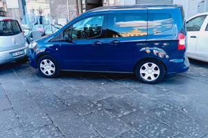 Ford tourneo courrier 1.0  ecoboost