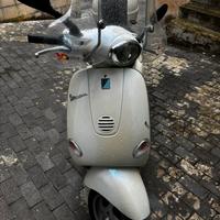 Vespa ET4 125